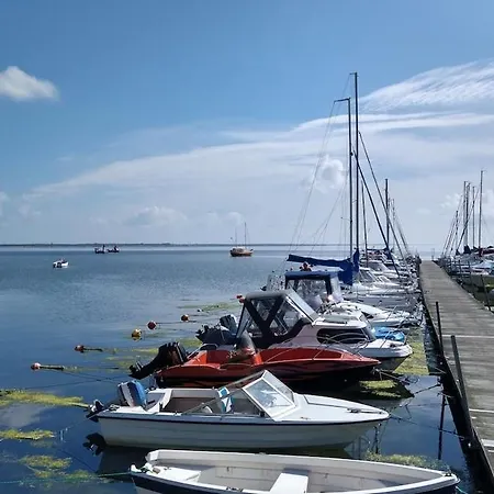 Quiet Summer By The Bay 度假居 斯瓦热沃